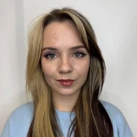 EsmaFleek's Profile Pic