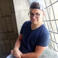 dojciechxxx এর প্রোফাইল ছবি