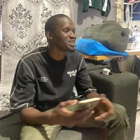 Nhlakanipho2190's Profile Pic