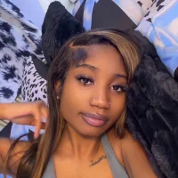 Laylay12_'s Profile Pic