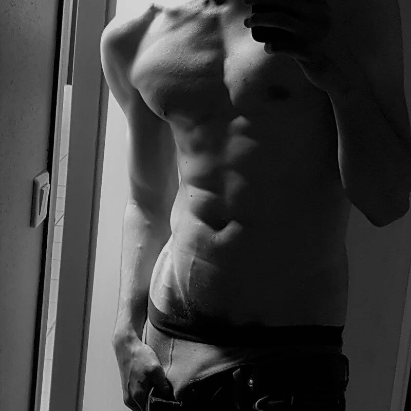 NaughtyWolf322 profile photo
