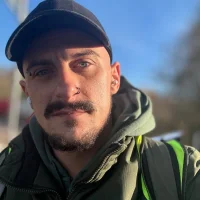simplylad's Profile Pic