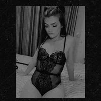 รูปโปรไฟล์ของ lizzieskye