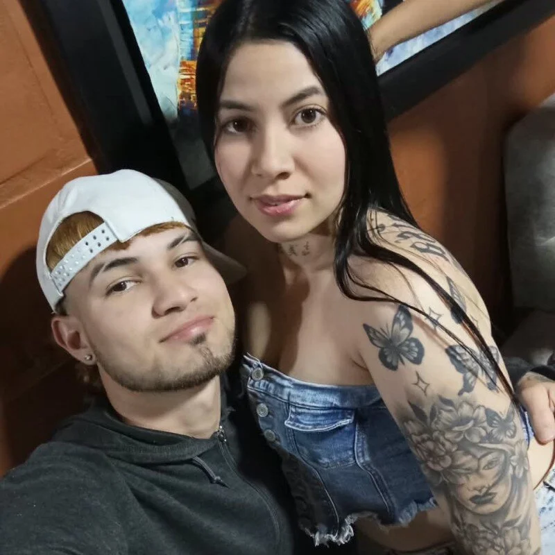 ShaniaAndNoah profile photo