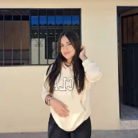 Avenita2002's Profile Pic