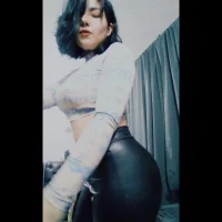 Isisnude19's Profile Pic