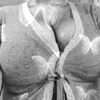 Bigbootybigtittsmallhole webcam