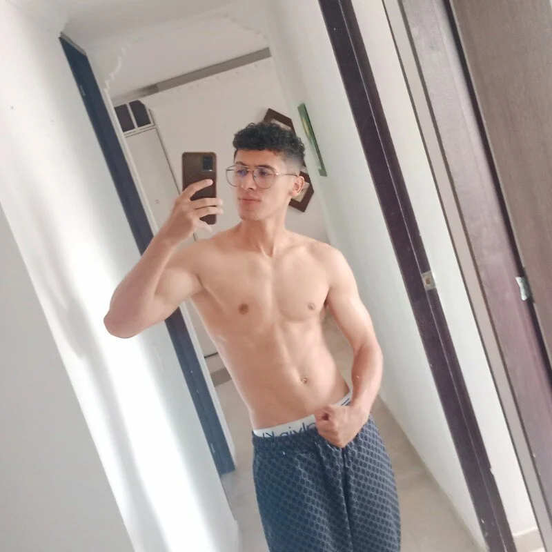 AlphaNoir7 profile photo