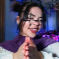 KimDevinne's Avatar Photo