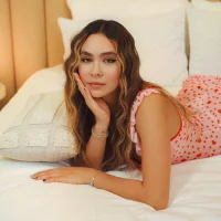 sara_madrid's Avatar Pic