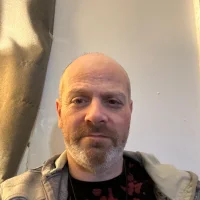 vandangle1975's Profile Pic