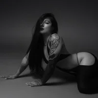 Isabella_Collen_v model avatar