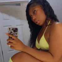 mollywitdabody_s profilbillede