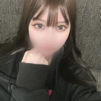 ronchan_v's Profile Pic