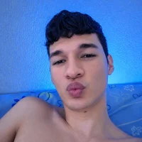 Paulhot018's Avatar Pic