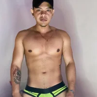 tony_top_20's Profile Pic