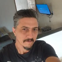 FloatyWing0's Avatar Photo