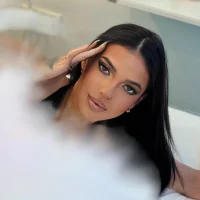 AliceStarr's Profile Pic