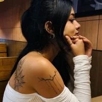CrazyGirlPalak model avatar