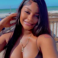 Liyyah3's Avatar Pic