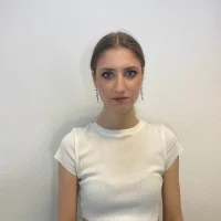 HollyTurner's Profile Pic