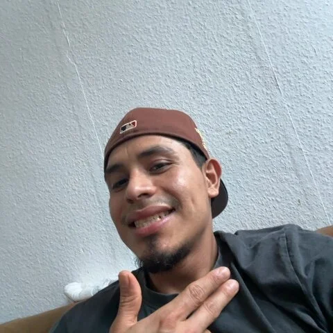 Latino-hoot profile photo