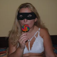 EllieandEarl's Avatar Photo