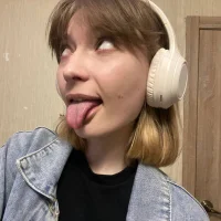 liza_peach Adlı Modelin Avatarı