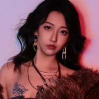 chi8298-'s Avatar Pic