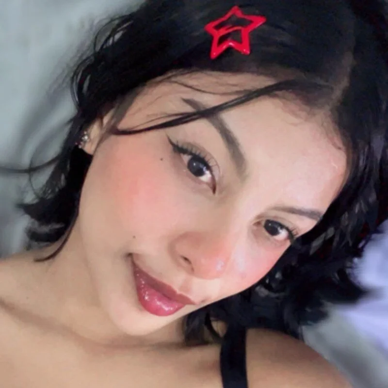 Salmaportman69 profile photo