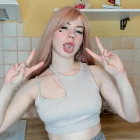 CateHakes's Profile Pic