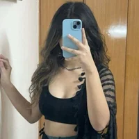 Sexy_Sapna7856