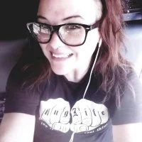 صورة الملف الشخصي لـ greeneyedbaby