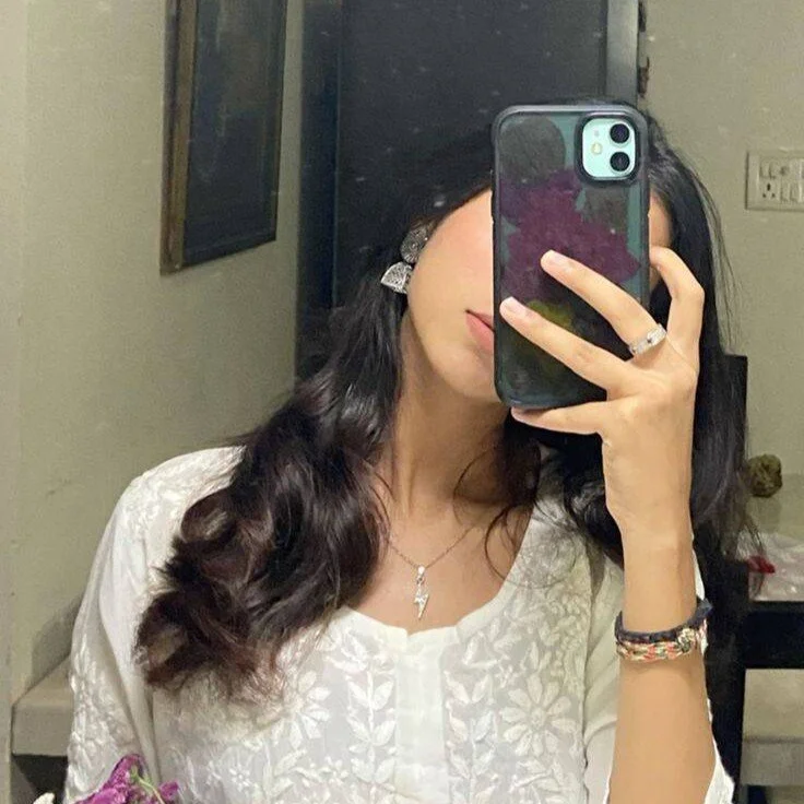 desinyra profile photo