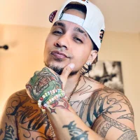 Tattedfreakzilla's Profile Pic