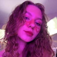 KellySunn's Avatar Pic