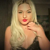 MaloriKnox's Profile Pic