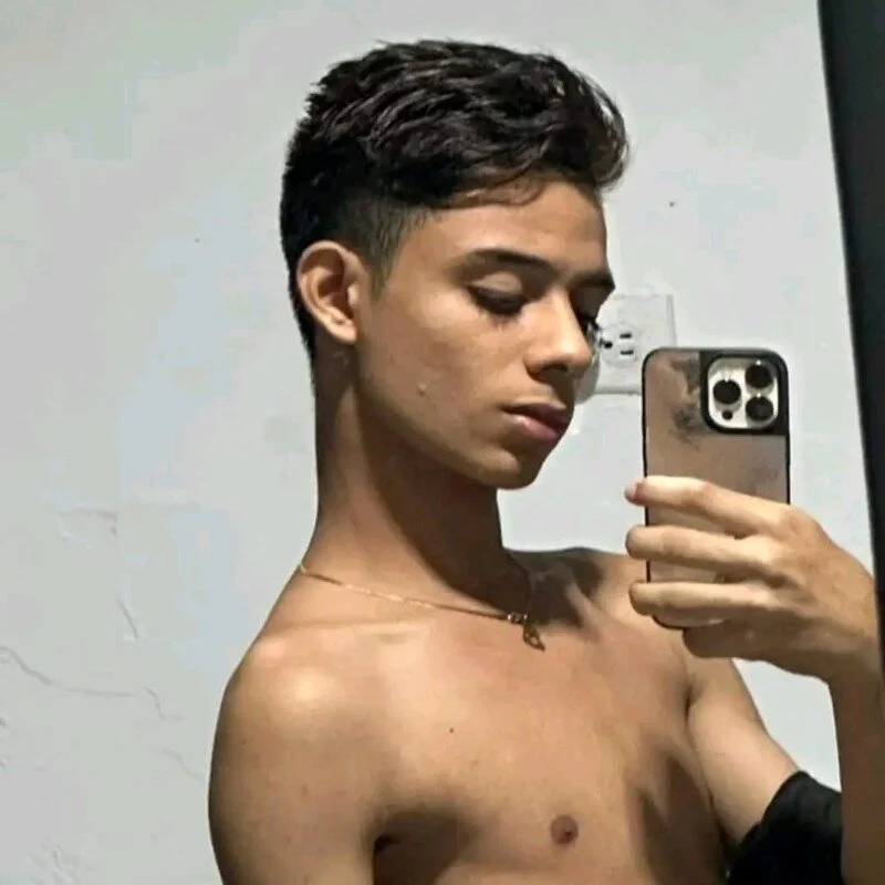 valentin_knox profile photo