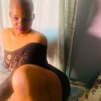 Lizzy_boo24