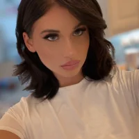 Betty_Grey 的個人資料圖片