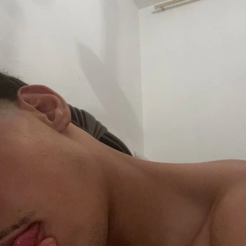 hotQinezozaa profile photo
