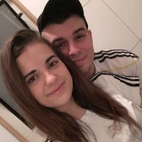 Girl21_Boy27's Avatar Photo