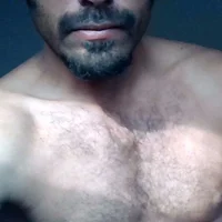 Edging_beardy's Offline Chat Room