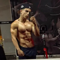 Axel_scott25's Profile Pic