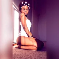 รูปโปรไฟล์ของ DirtySnowFlake69