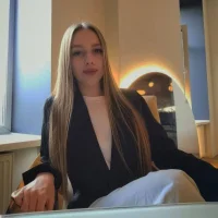 תמונת פרופיל של Monica_swag