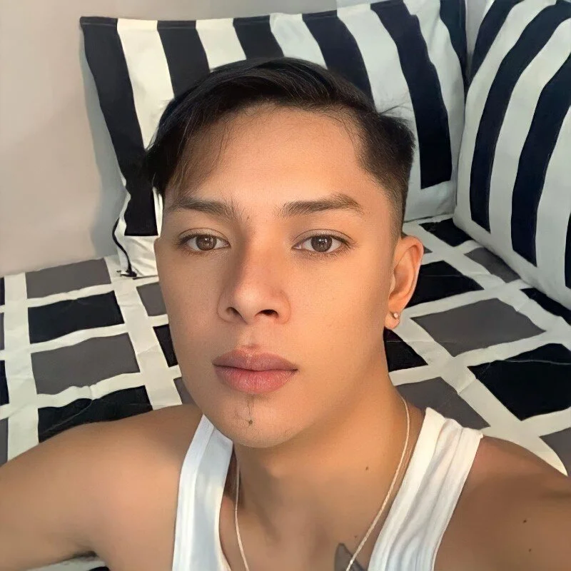 urpinoyasian profile photo