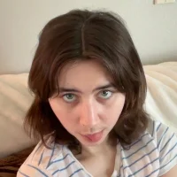 strawberryluvr 頭像圖片