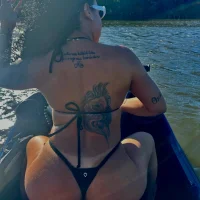 Cachinhossfd Adlı Modelin Avatarı