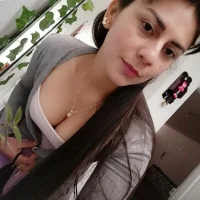 Coni30_outdoor's Profile Pic